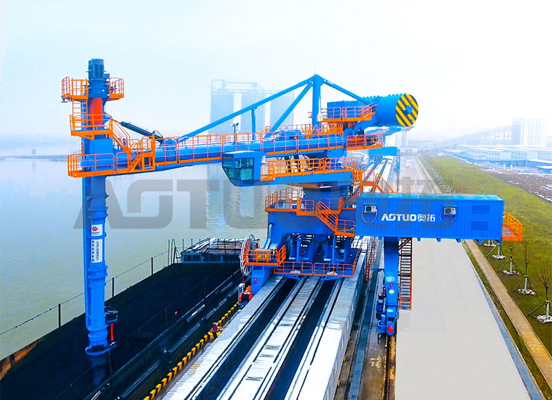 500-200000 DWT 200-3000t/h Rail Mobile Screw Coal Ship Unloader